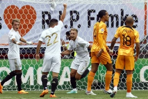 LN - Goleada i treće mesto za šampiona Evrope!
